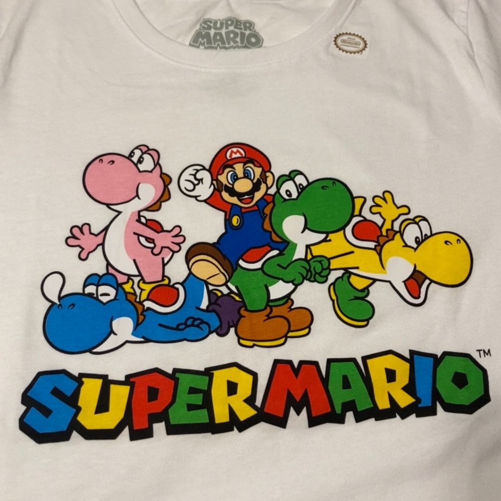 Super Mario & Yoshi Tee XL – New!